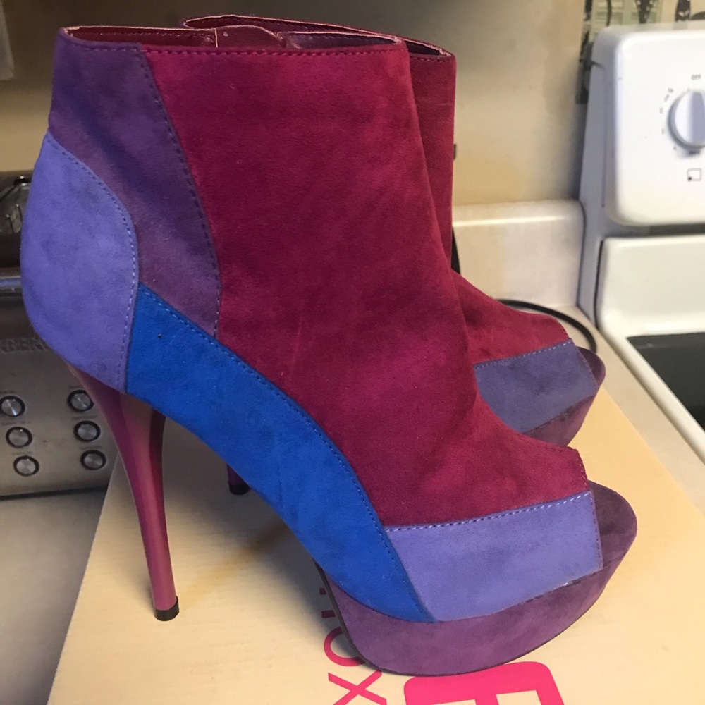Brand new Journeys heels